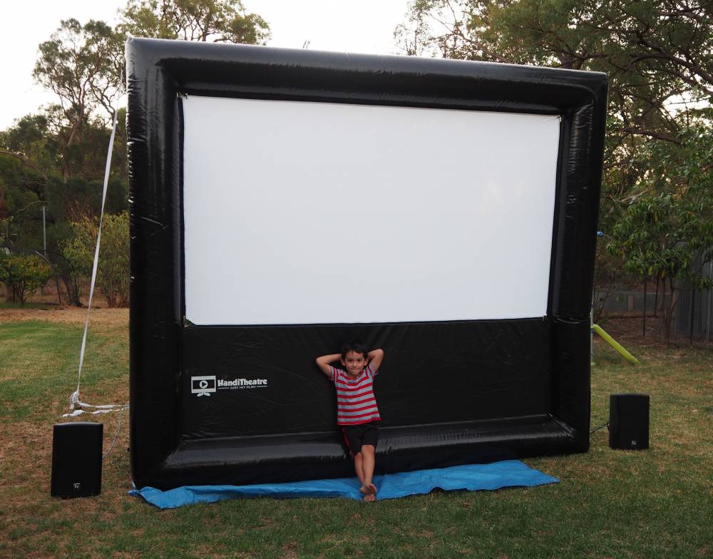 Outdoor Cinema Hire, Projector Screen Outdoor Hire